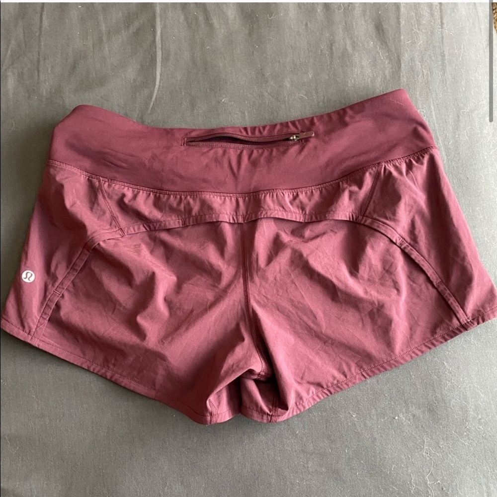 Lululemon Speed Up Short 4”. EUC!